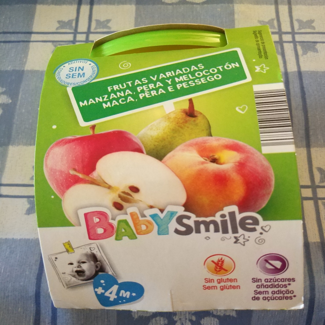 Frutas variadas manzana, pera y melocotón Frutas variadas manzana, pera y melocotón