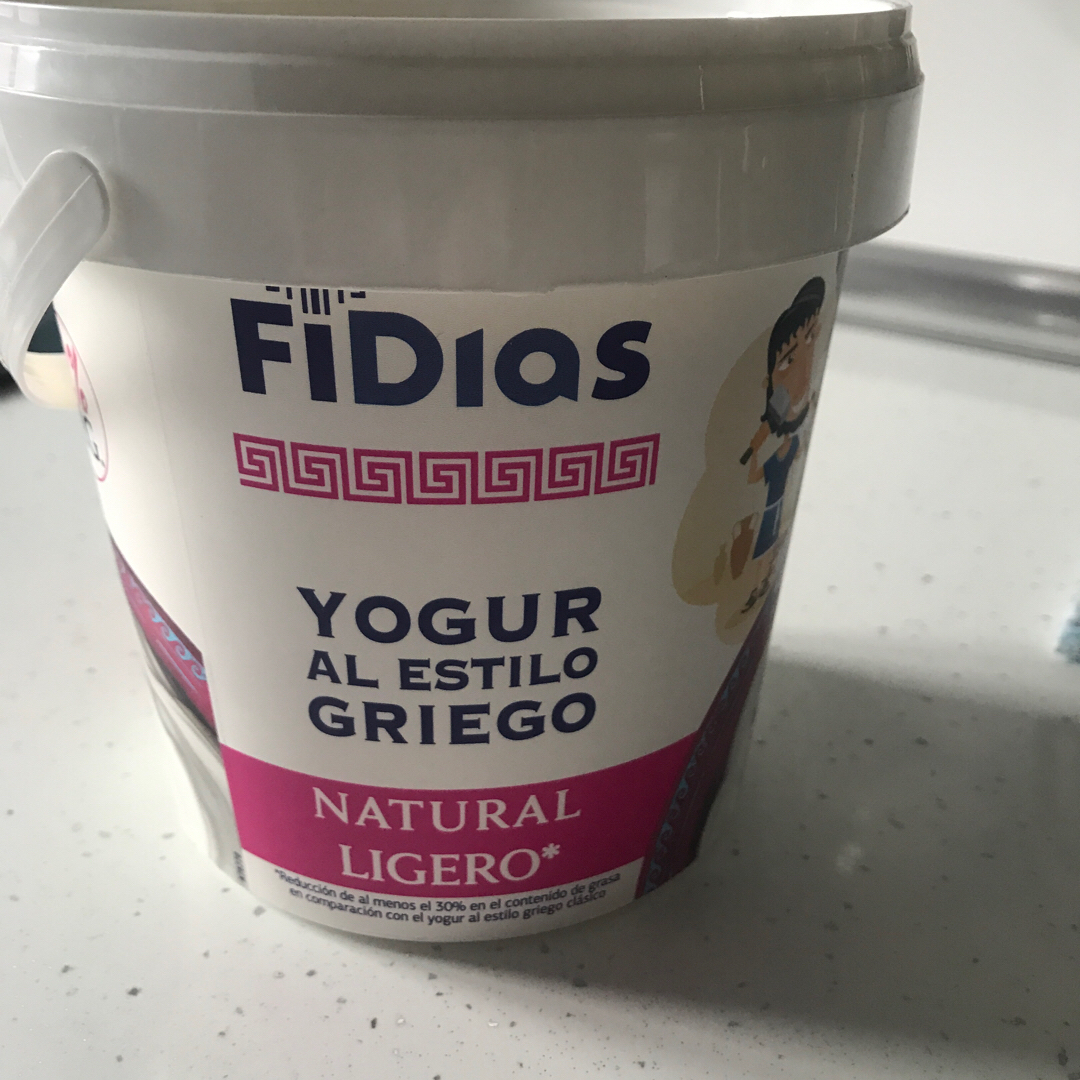 Yogur al estilo griego natural ligero 2%M.G Yogur al estilo griego natural ligero 2%M.G