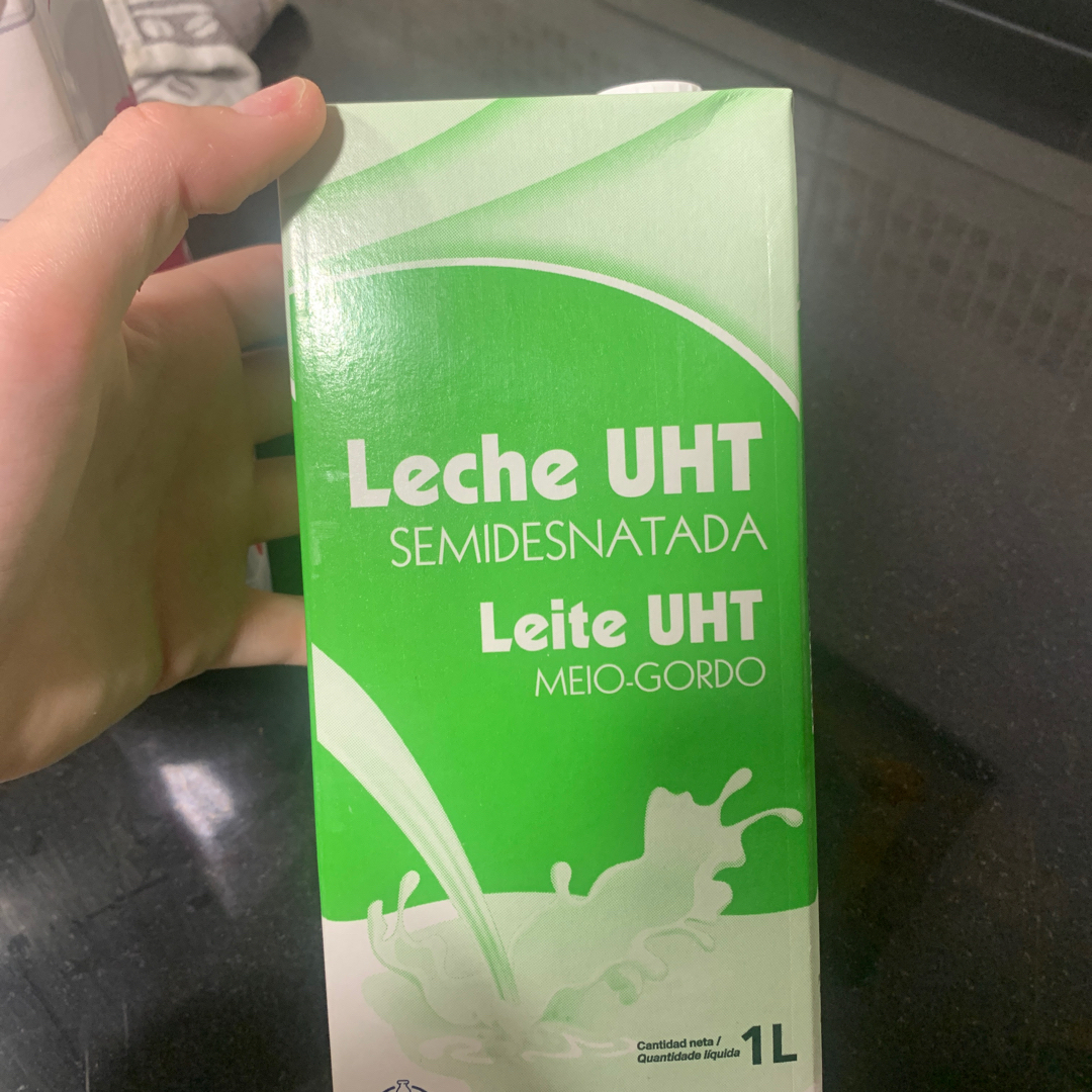 Leche semidesnatada Leche semidesnatada