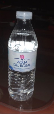 Agua natural mineral Agua natural mineral