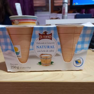 Yogur de cabra natural