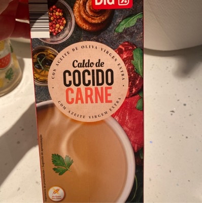 Caldo de cocido con aceite de oliva virgen extra Caldo de cocido con aceite de oliva virgen extra