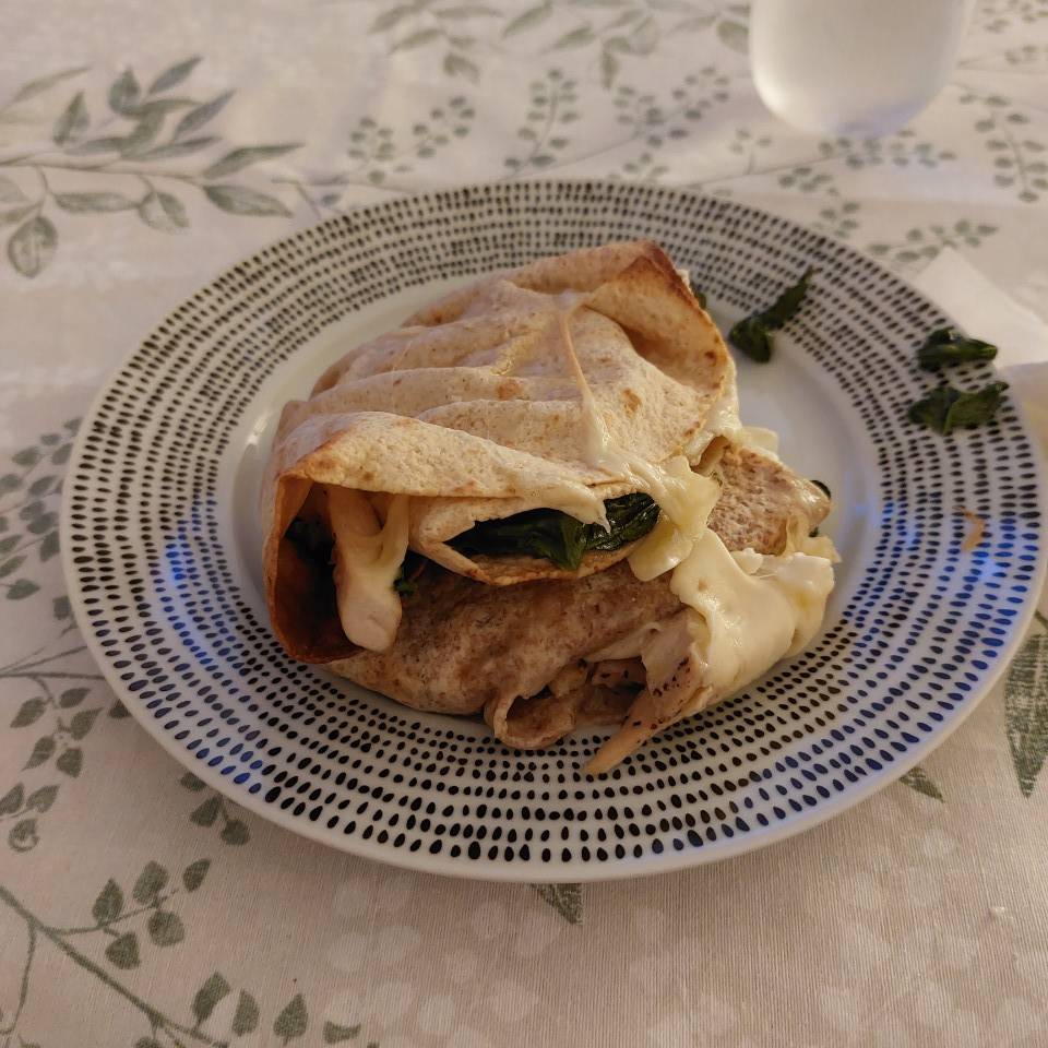 Fajitas de espinacas y queso feta Fajitas de espinacas y queso feta