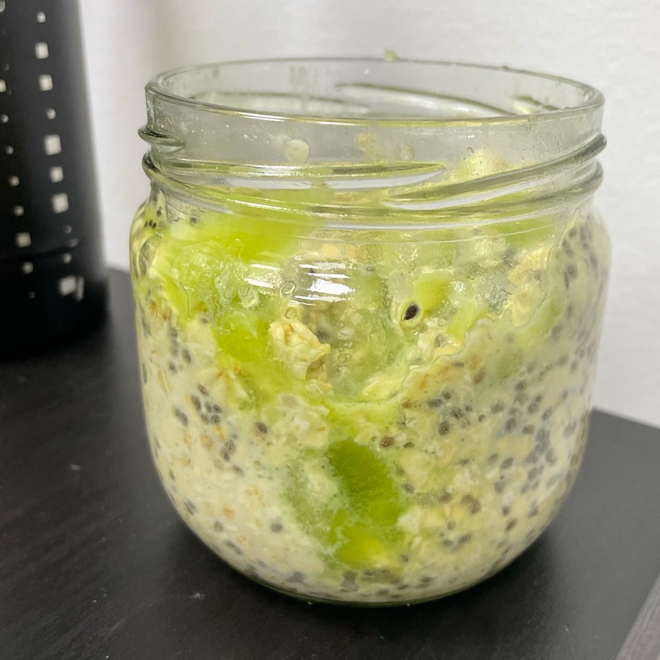 Avena con chia y kiwi Avena con chia y kiwi