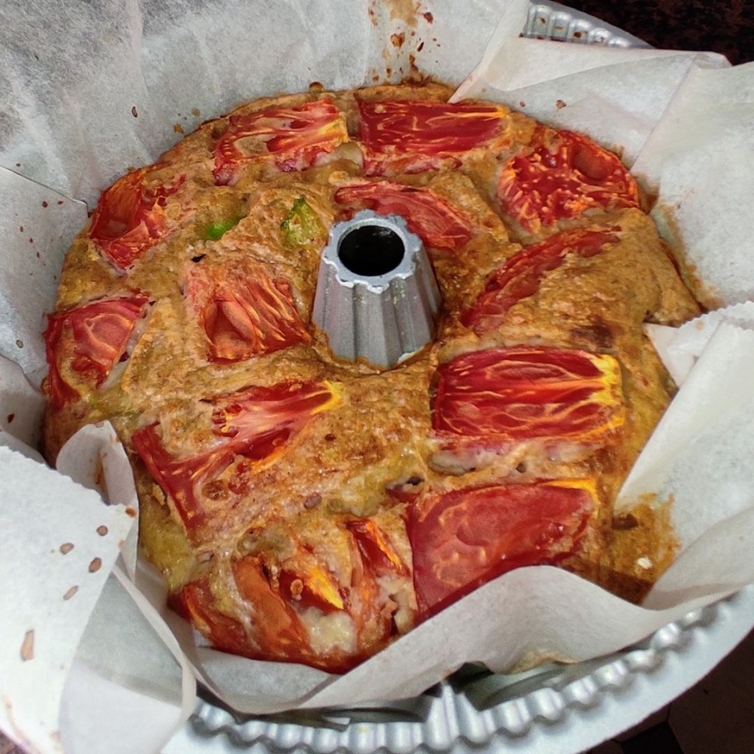 Bizcocho de calabacín, cebolla y tomate Bizcocho de calabacín, cebolla y tomate