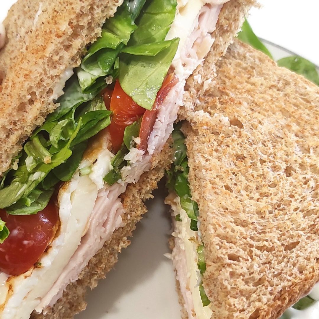 Sandwich alto en proteínas