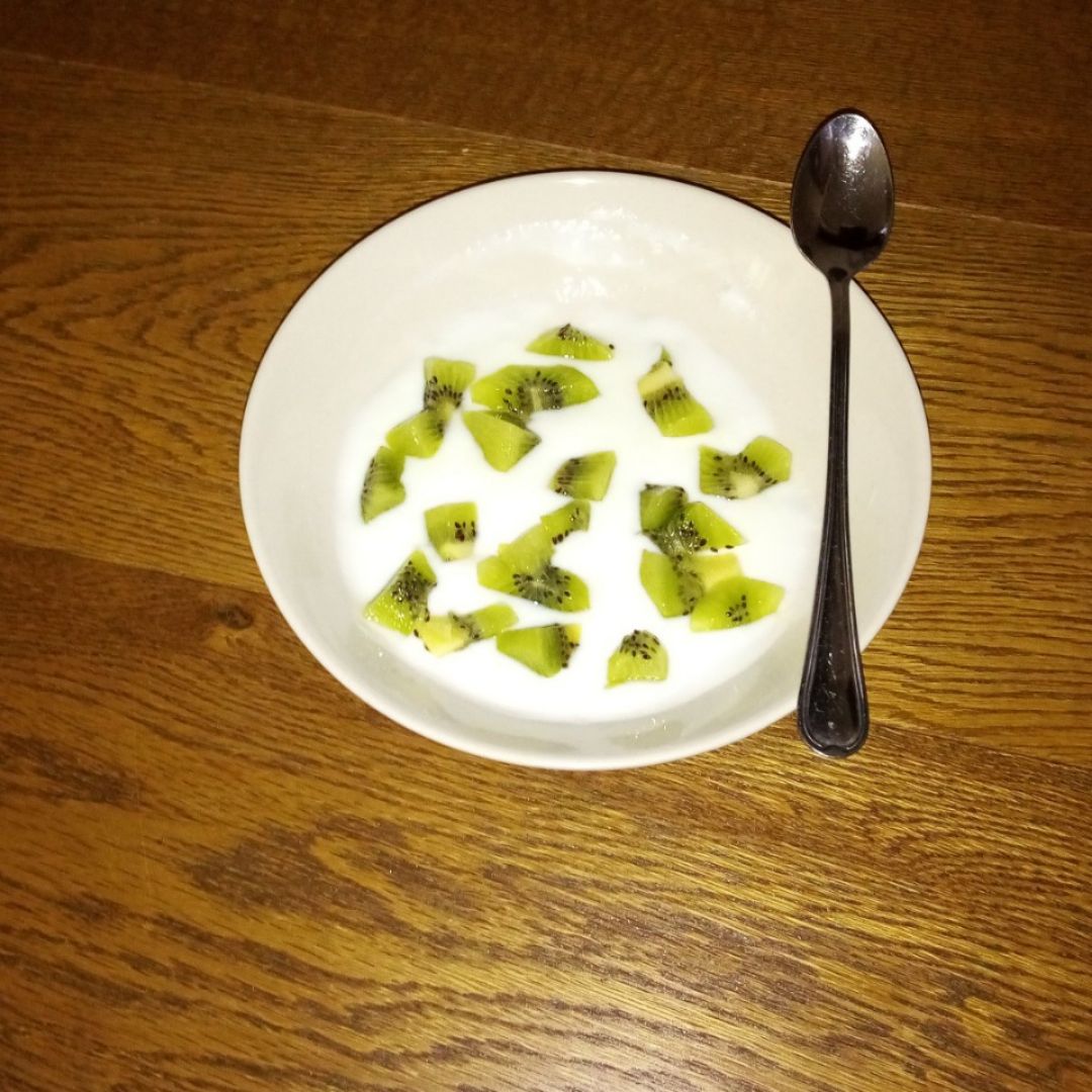 Yogur Activia con Kiwi Yogur Activia con Kiwi