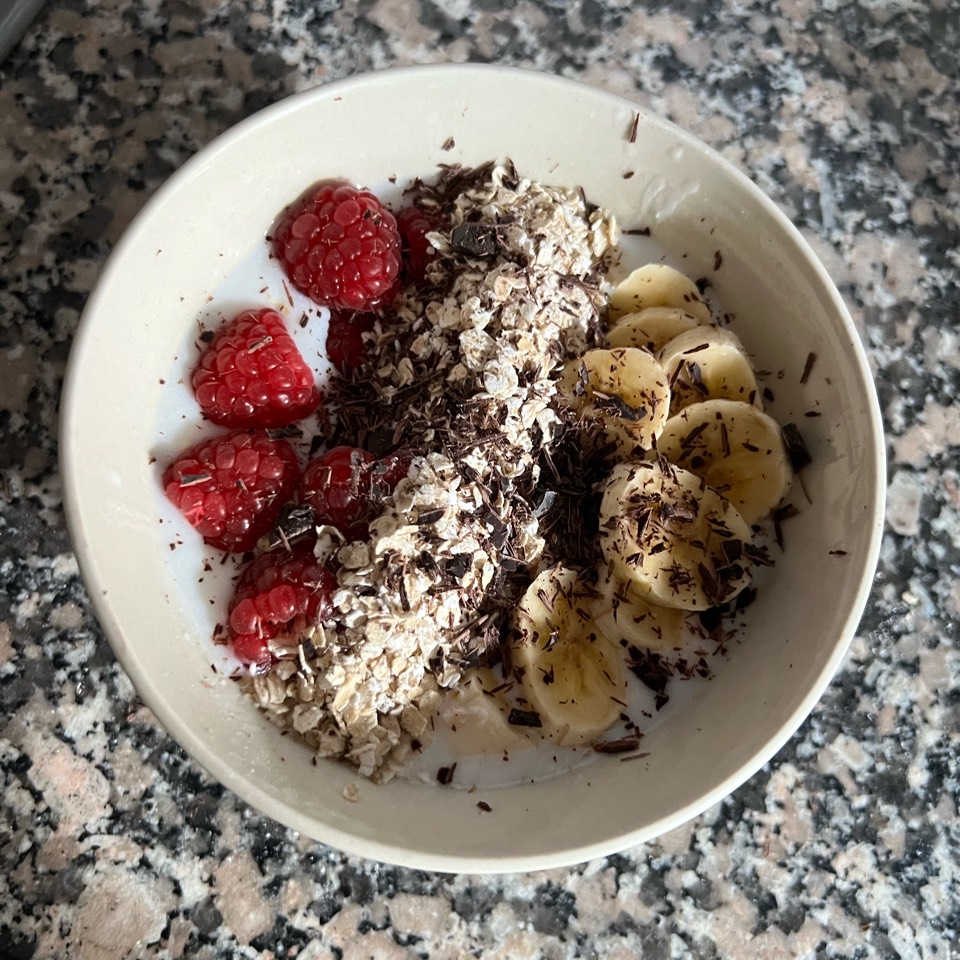 Kefir con fruta y avena