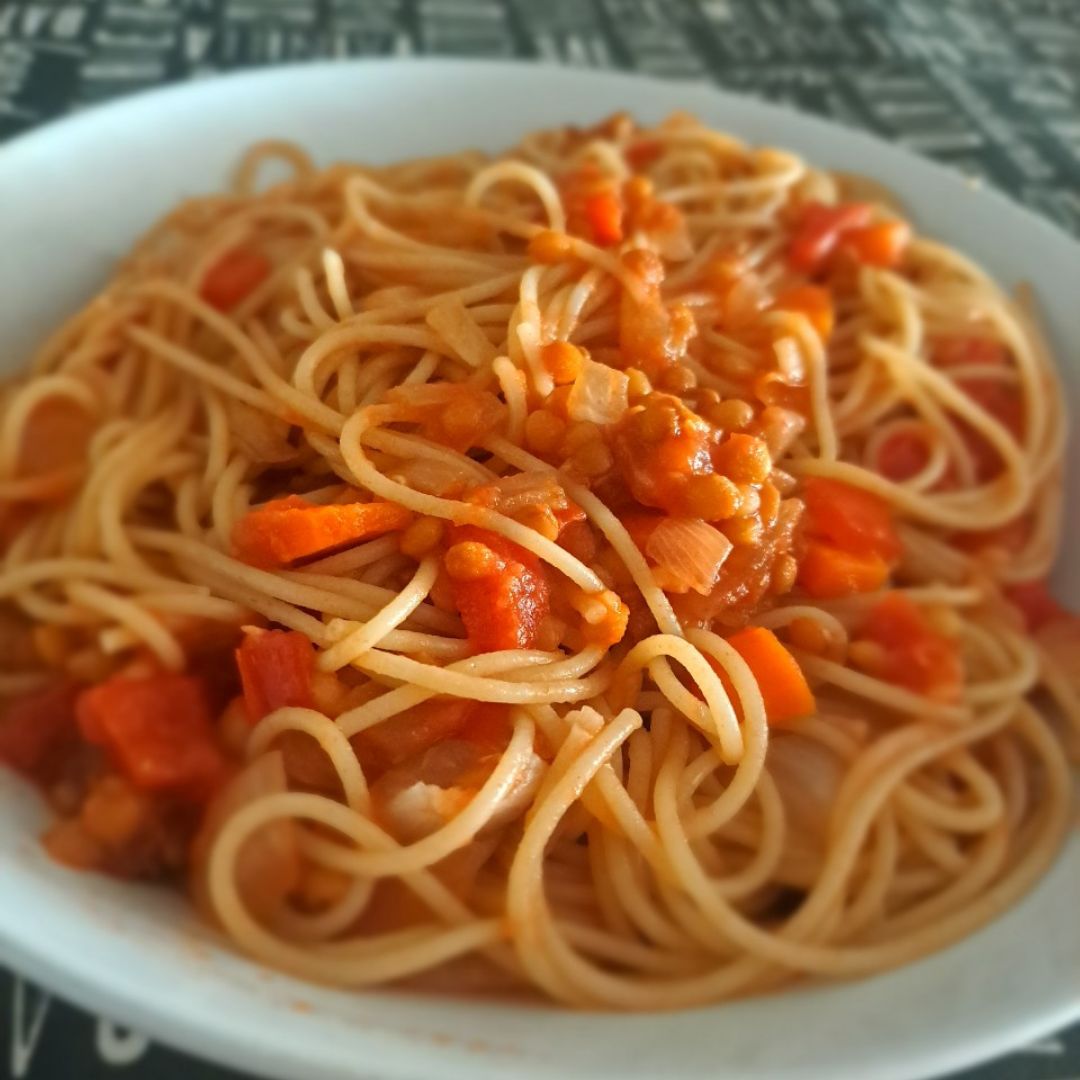 Espaguetis a la boloñesa vegana Espaguetis a la boloñesa vegana