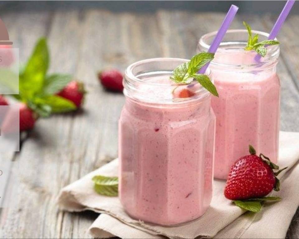 Batido de Yogur y Fresas Batido de Yogur y Fresas