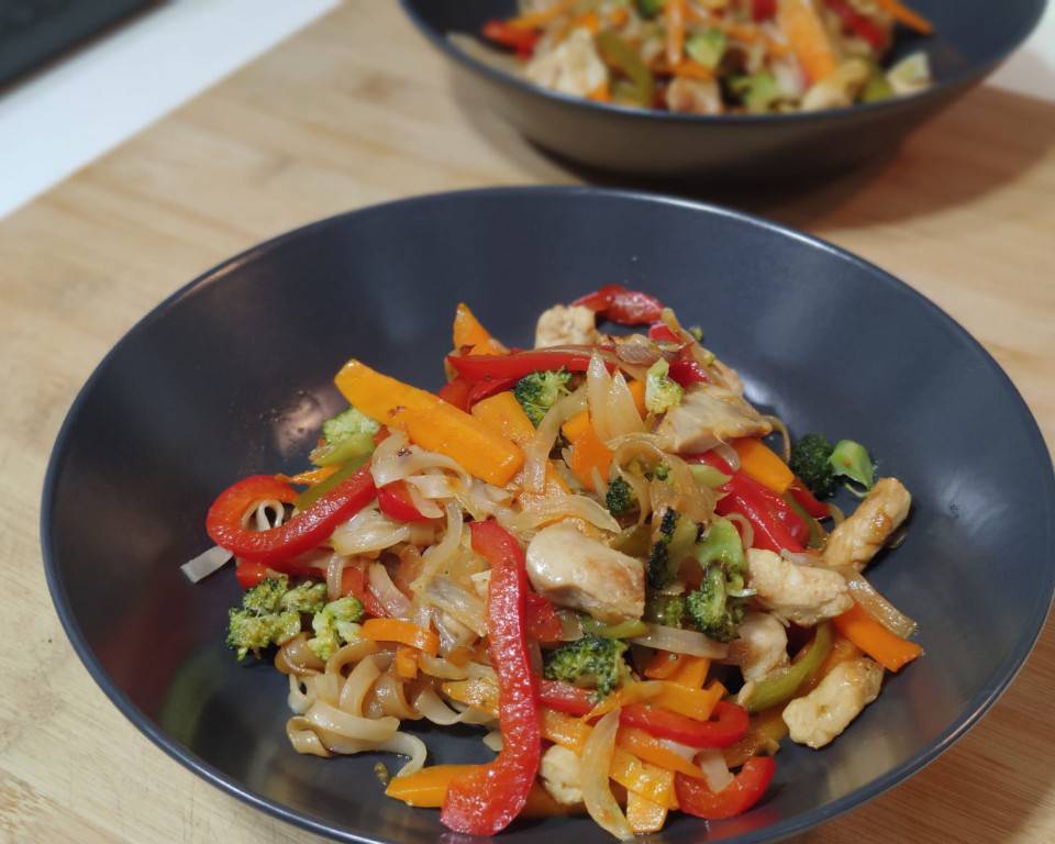 Noodles de arroz con verduras Noodles de arroz con verduras