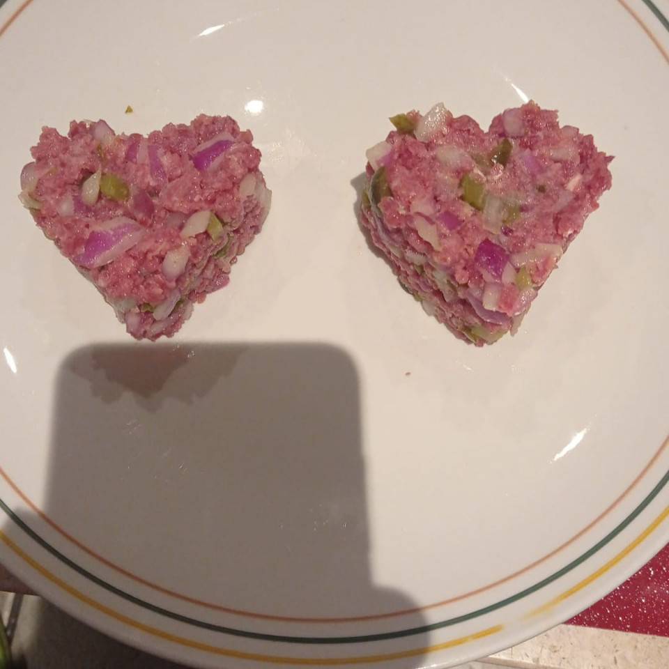 Tartar de fuet Tartar de fuet