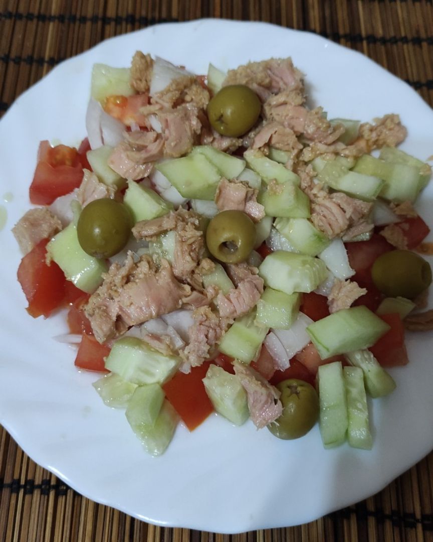 Ensalada de tomate y pepino Ensalada de tomate y pepino
