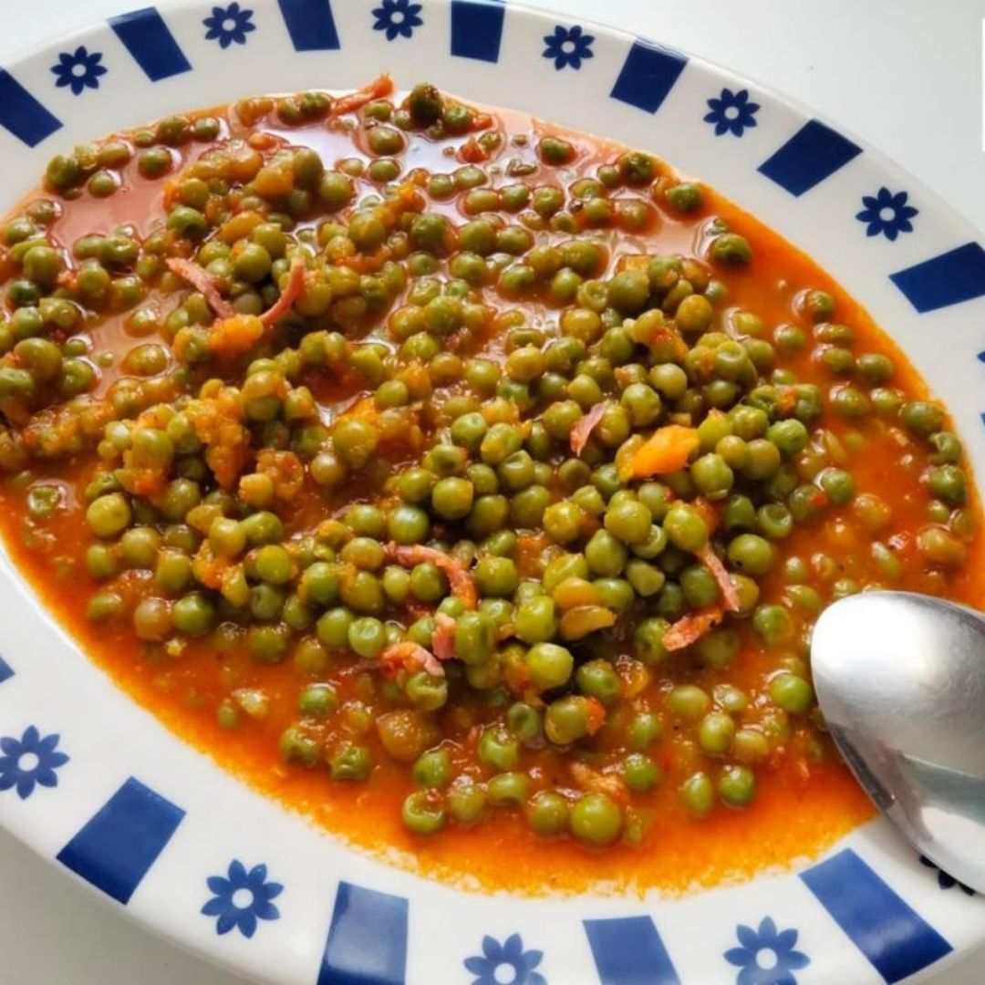 Guisantes con tiritas de jamón Guisantes con tiritas de jamón
