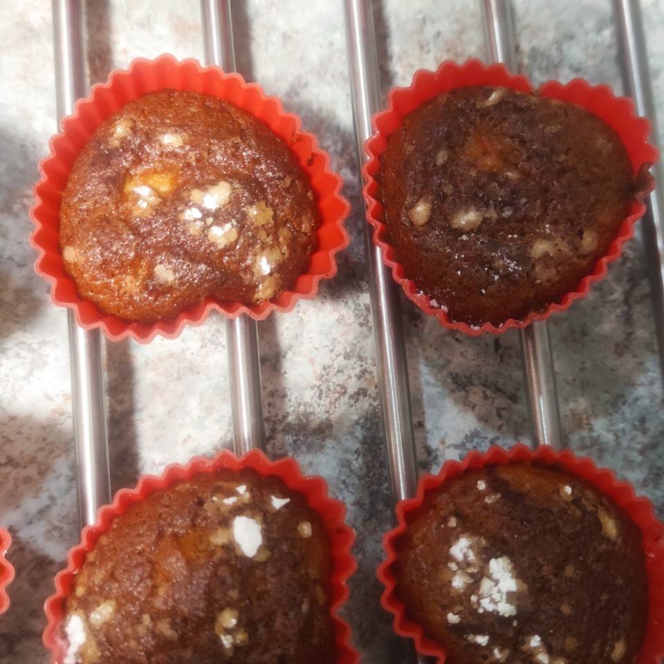 Magdalenas de manzana asada y avena