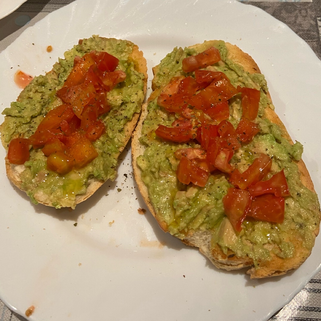 Tostadas de aguacate Tostadas de aguacate