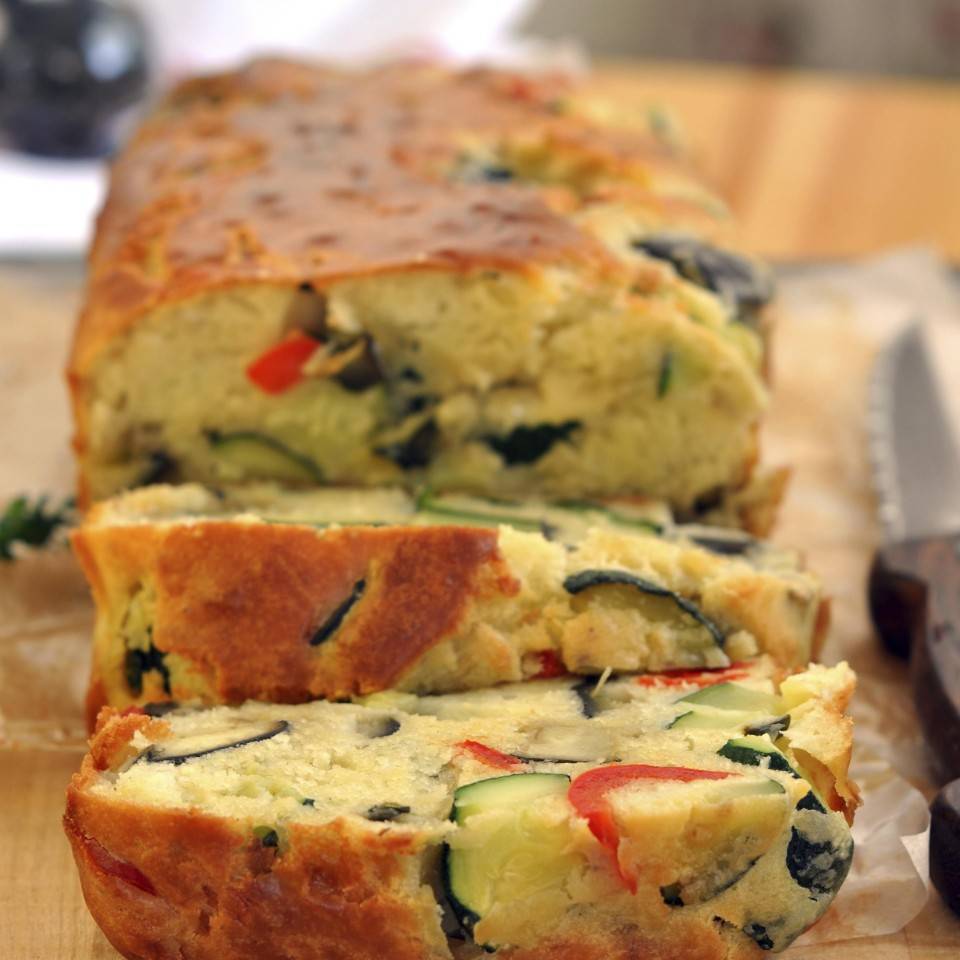 Pastel de verduras y granada
