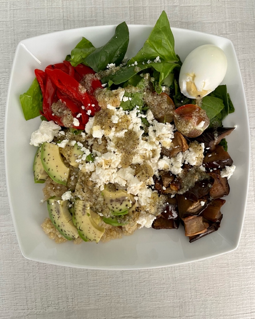 Ensalada de verduras con quinoa Ensalada de verduras con quinoa