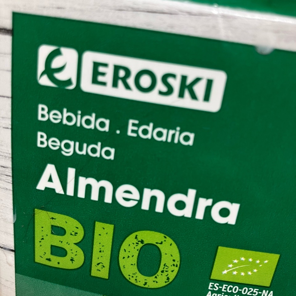 Café  con leche de almendras 