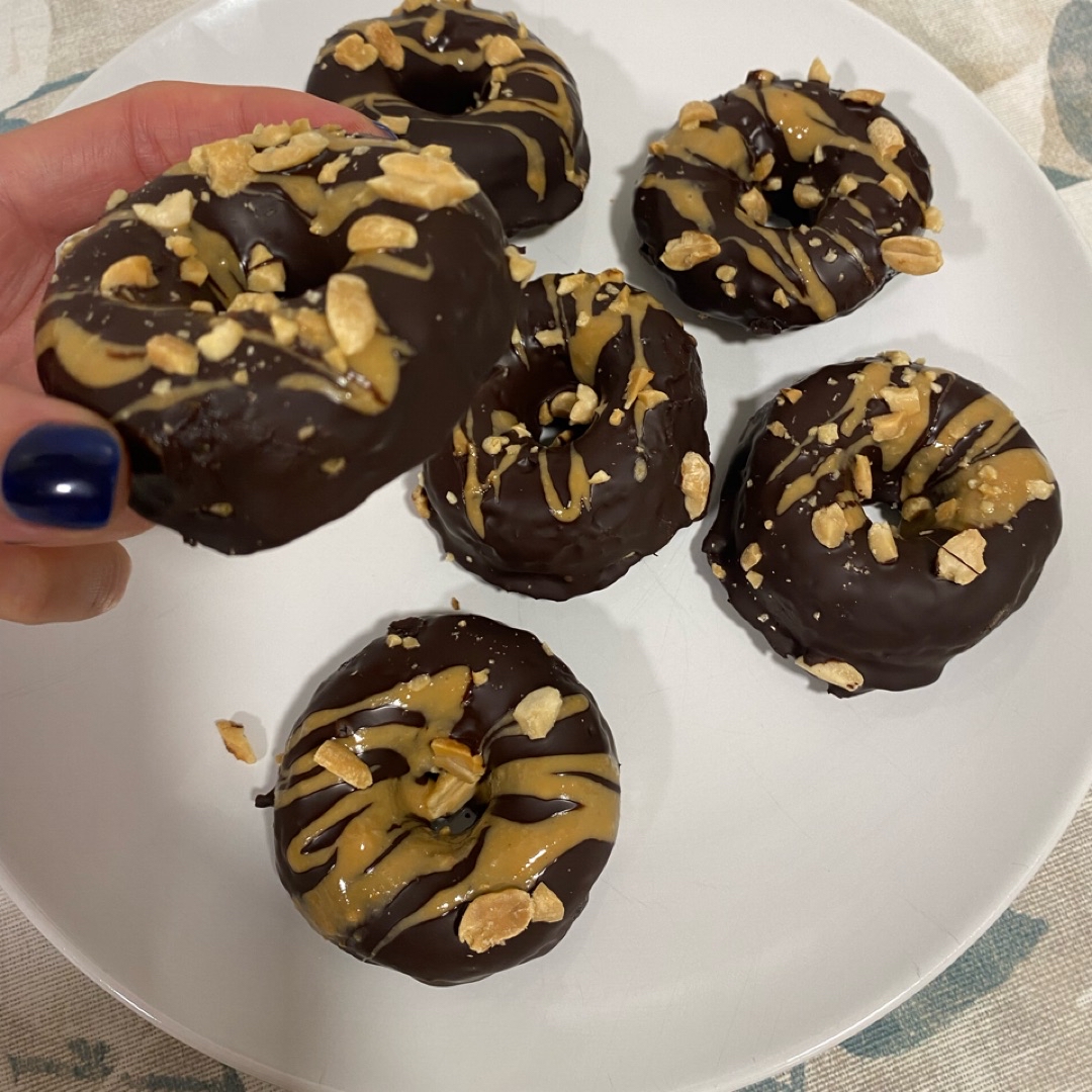 Donuts de manzana y cacahuete 🍩 Donuts de manzana y cacahuete 🍩