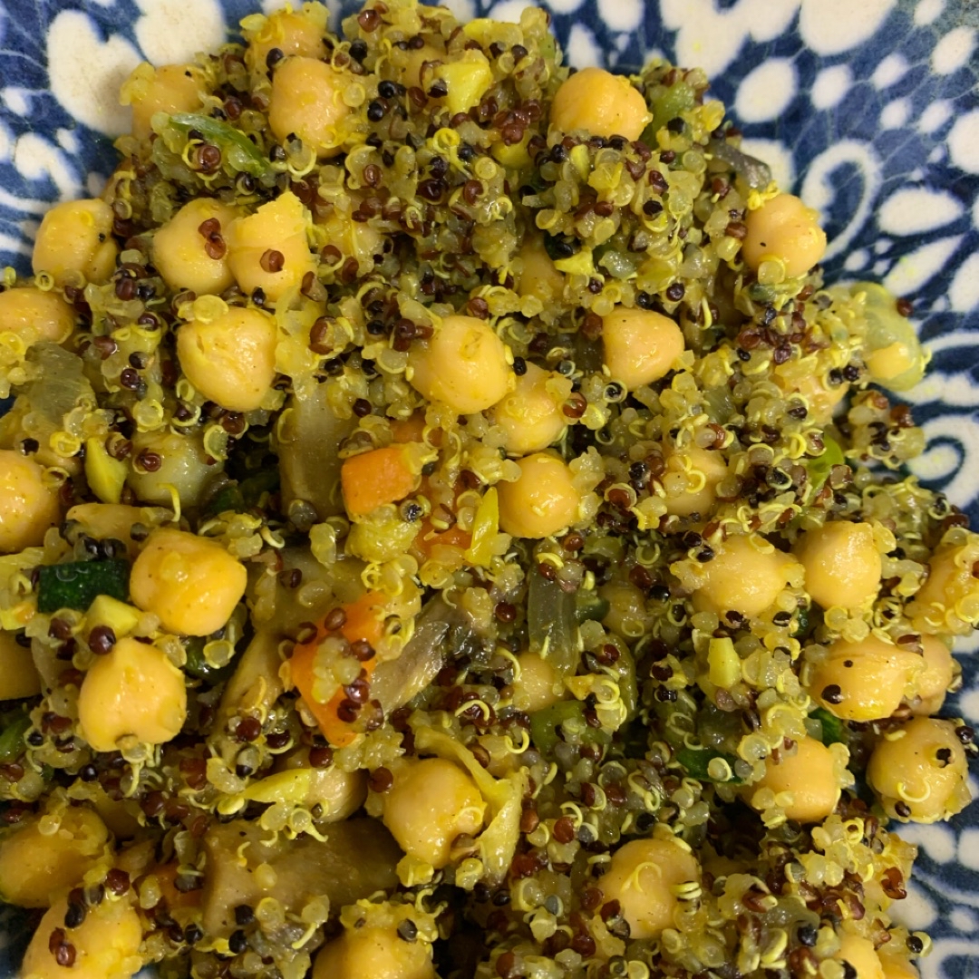 Quinoa con garbanzos al curri Quinoa con garbanzos al curri