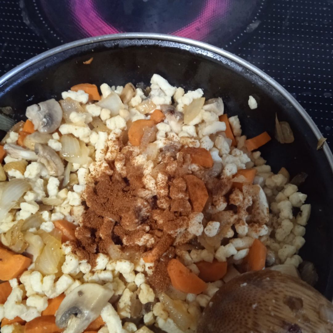 Macarrones boloñesa con soja texturizada🍝 Paso 4 Macarrones boloñesa con soja texturizada🍝 Paso 4