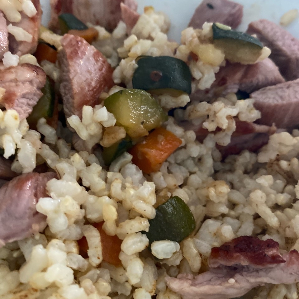 Arroz Integral con verduras y carne Arroz Integral con verduras y carne