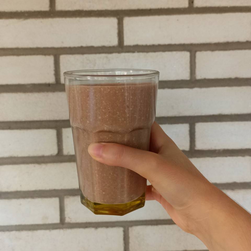 Batido de chocolate (con caqui) Batido de chocolate (con caqui)