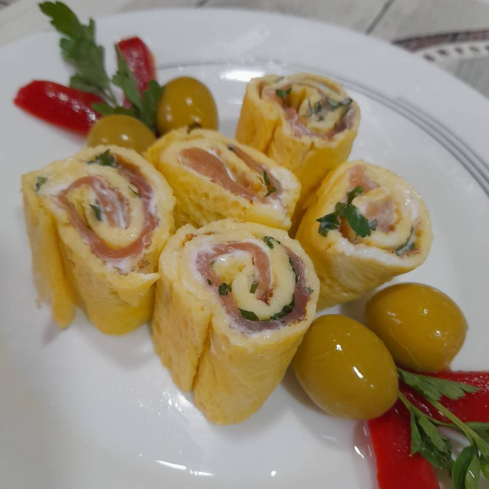 Rollitos de crepé salado de salmón 🍽