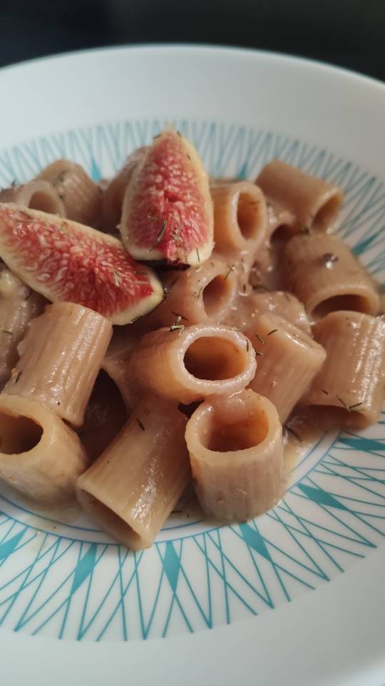 Pasta con salsa de higos