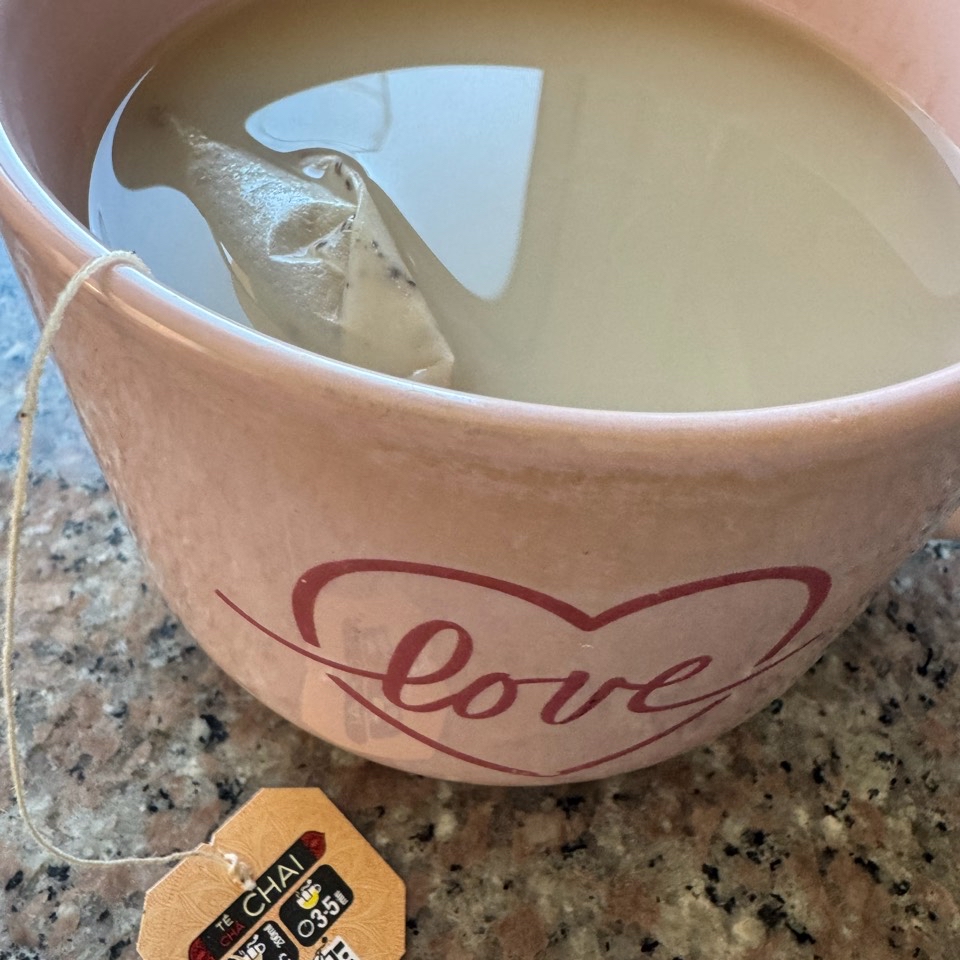 Té chai con bebida de soja de vainilla Té chai con bebida de soja de vainilla