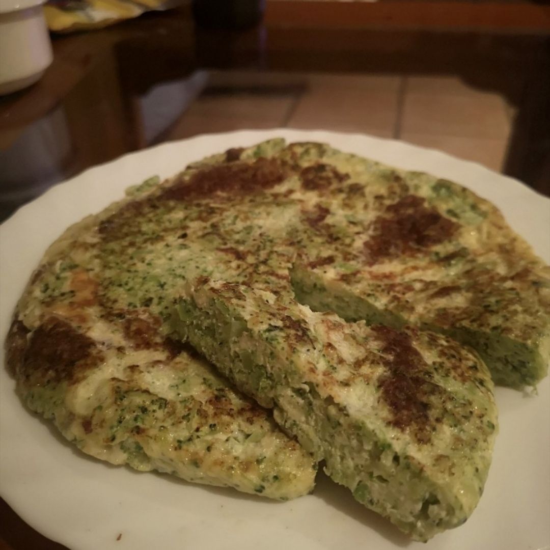 Tortilla de brocoli y queso