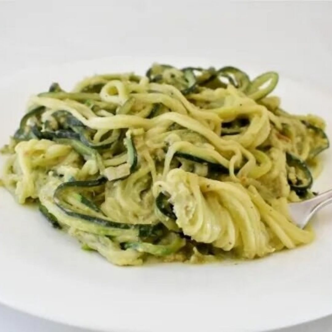 Calabacines con carbonara de pollo Calabacines con carbonara de pollo