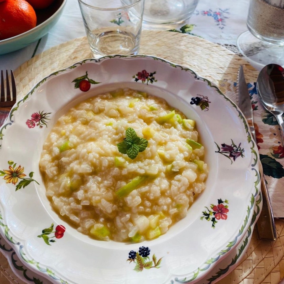 ARROZ MELOSO CON UN POCO DE QUESO 🧀 😋 ARROZ MELOSO CON UN POCO DE QUESO 🧀 😋