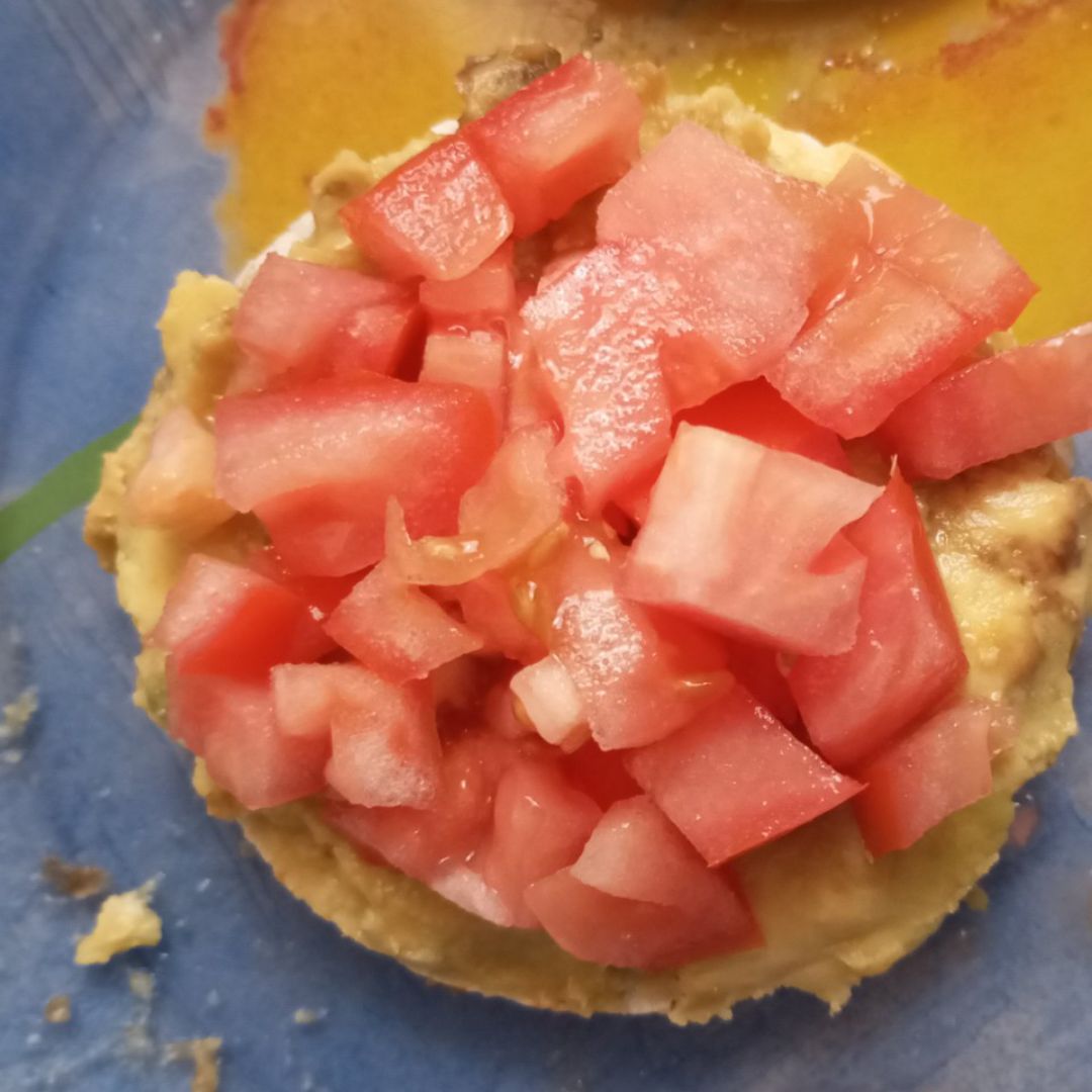 Tortita con aguacate y tomate 🍅 🥑 Paso 2 Tortita con aguacate y tomate 🍅 🥑 Paso 2