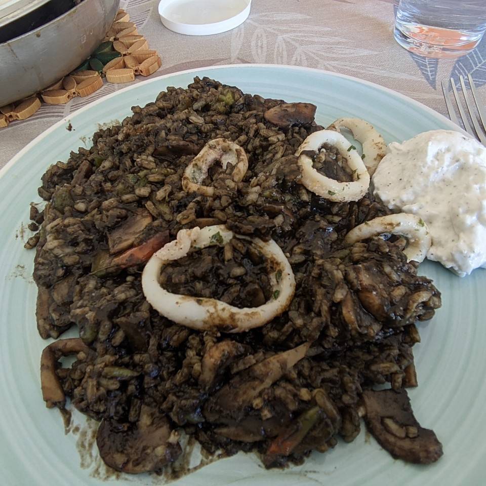 Arroz negro de calamar