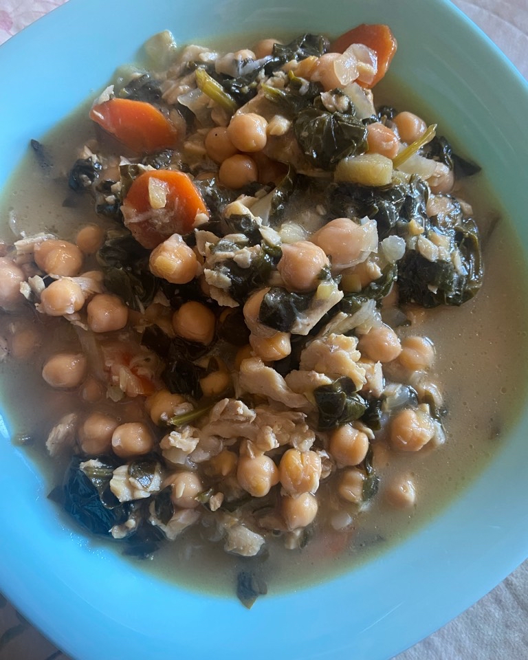 Potaje de garbanzos con rodaballo Potaje de garbanzos con rodaballo