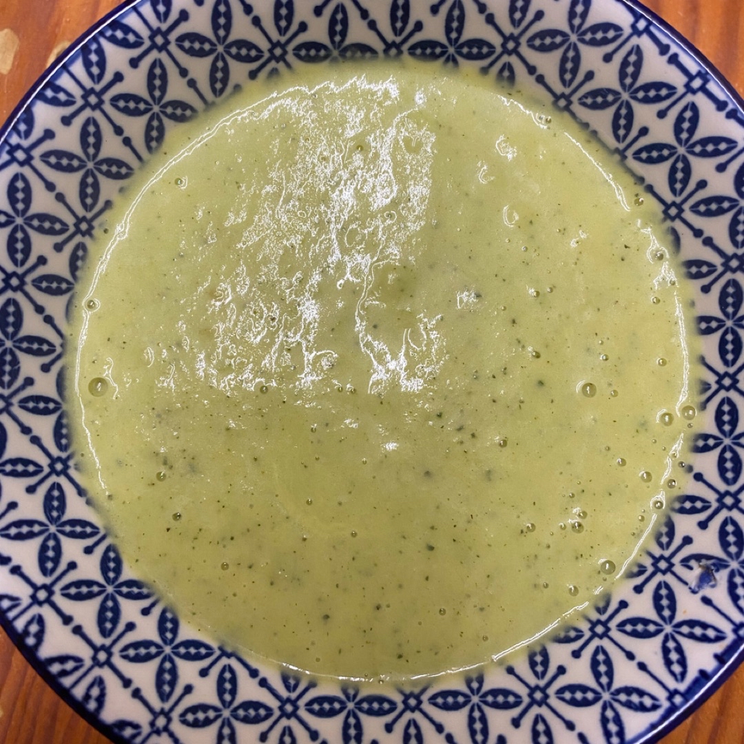 Crema de calabacín, puerro y manzana 
