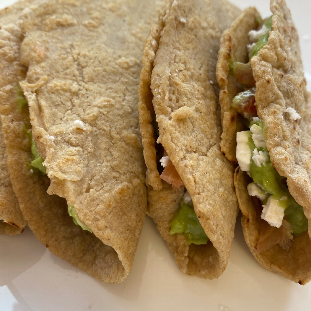Tacos de avena con salmón ahumado Tacos de avena con salmón ahumado