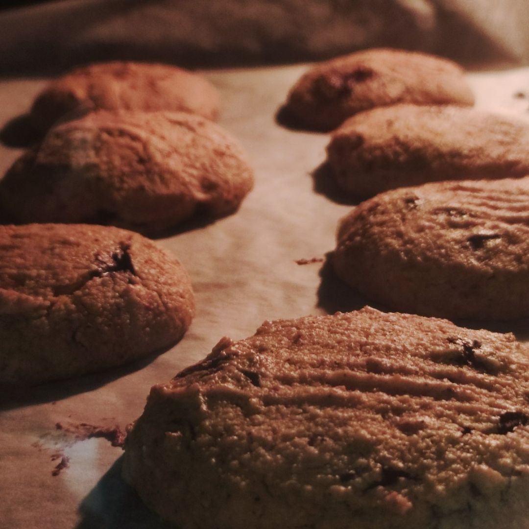 Galletas de naranja, chocolate y almendras 🍪🍫🌰 Paso 4 Galletas de naranja, chocolate y almendras 🍪🍫🌰 Paso 4