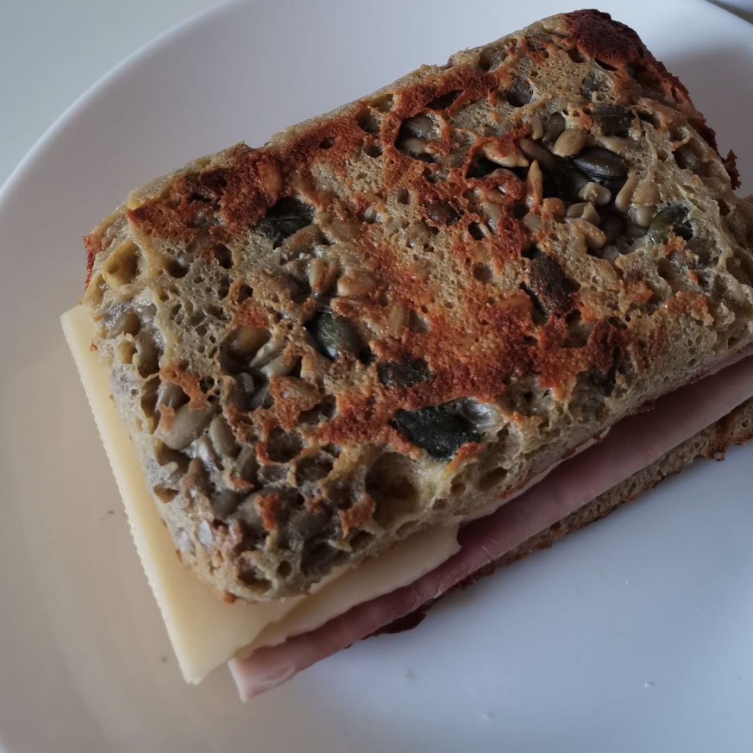 Pan de "sándwich" keto Paso 3 Pan de "sándwich" keto Paso 3