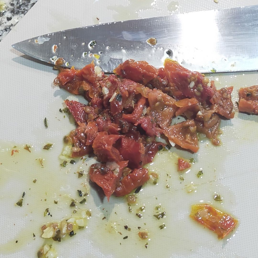 Pasta con tomates secos en AOVE, orégano y parmesano Paso 2 Pasta con tomates secos en AOVE, orégano y parmesano Paso 2