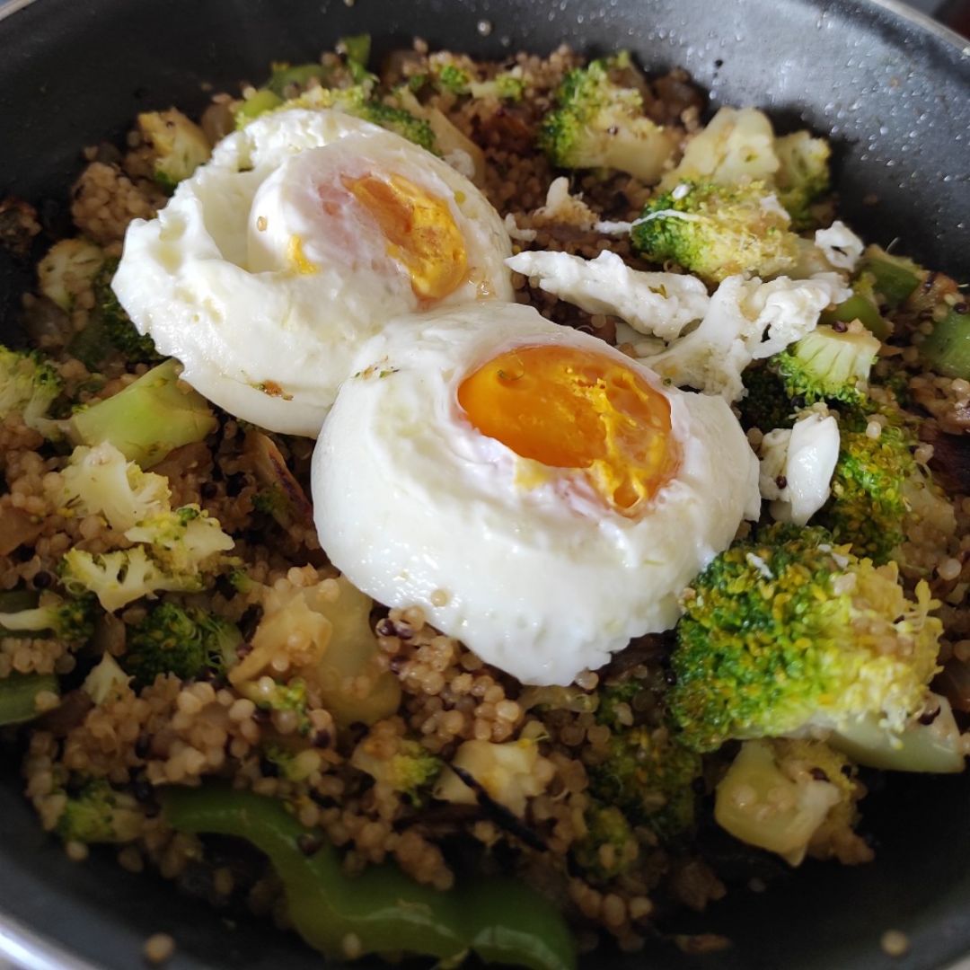 Quinoa con verduras y huevo Paso 4 Quinoa con verduras y huevo Paso 4