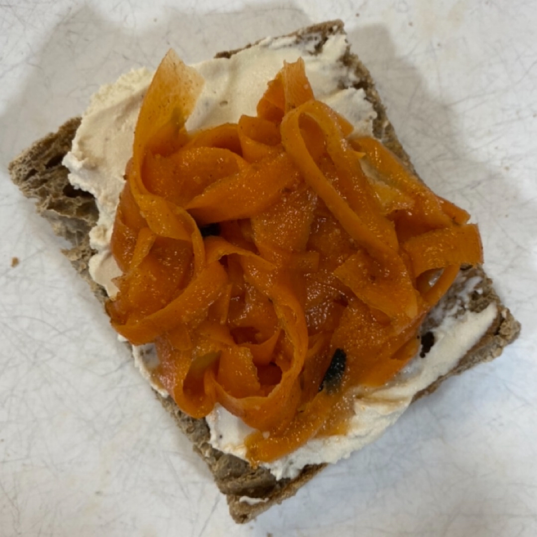 ‘Salmón’ ahumado vegano ‘Salmón’ ahumado vegano