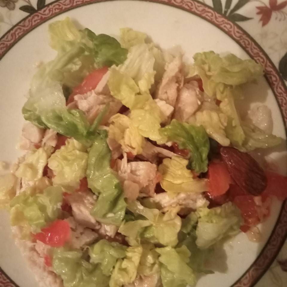Ensalada de pollo y almendras Ensalada de pollo y almendras