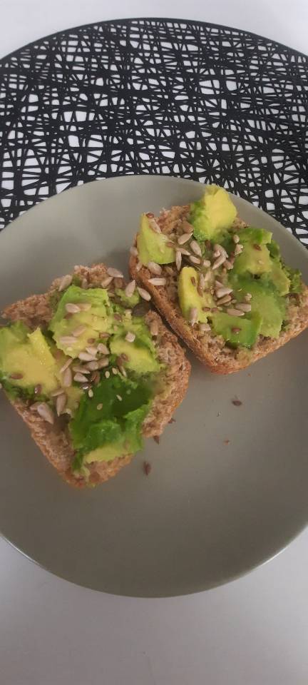 Tostadas de aguacate Tostadas de aguacate