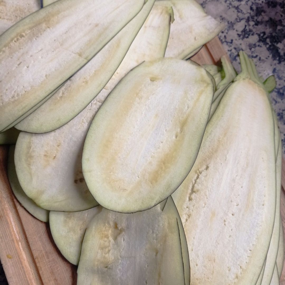Lasaña de berenjena 🍆 con boloñesa de lentejas y 🧀 Paso 2 Lasaña de berenjena 🍆 con boloñesa de lentejas y 🧀 Paso 2