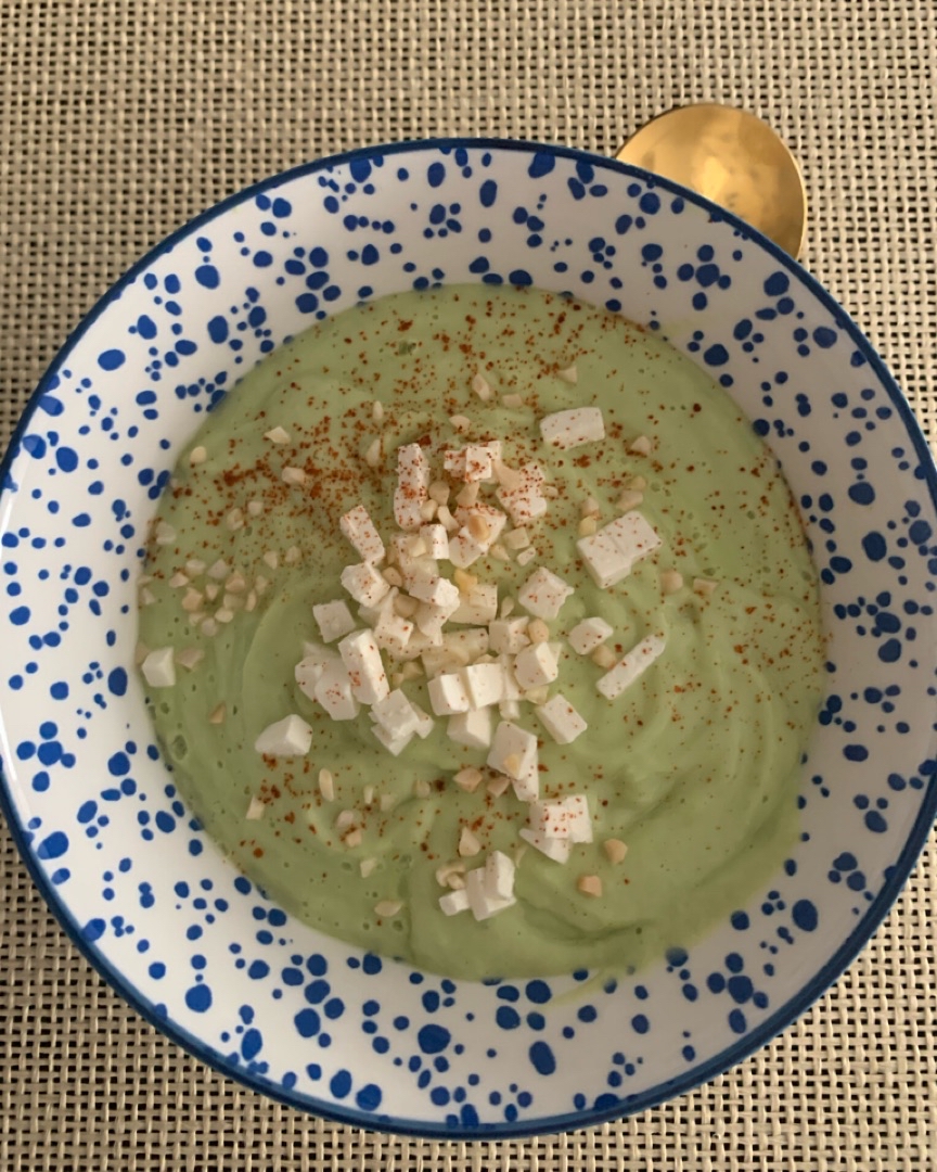 Sopa fría de aguacate y pepino Sopa fría de aguacate y pepino
