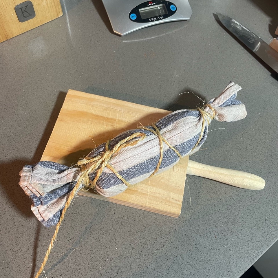 “Jamón” bielorruso en casa?! Barato, bonito y sabroso (receta de mi mamá)