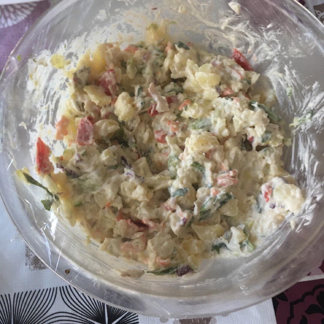 Ensaladilla de pescado Ensaladilla de pescado